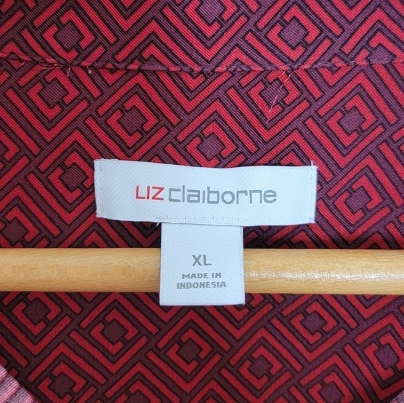 NWT Liz Claiborne | Red Logo Geometric Print Long Sleeve Button Down Blouse - Picture 3 of 5